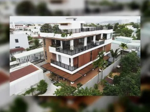 Nhà phố nhiệt đới hiện đại