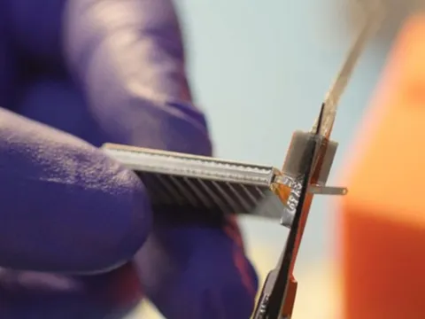 Pin lithium-ion sạc đầy 98 % chưa đến 10 phút