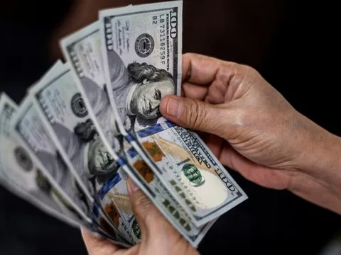 Tỷ giá USD sáng 26/9 tiếp tục tăng mạnh lên gần mốc 24.600 đồng