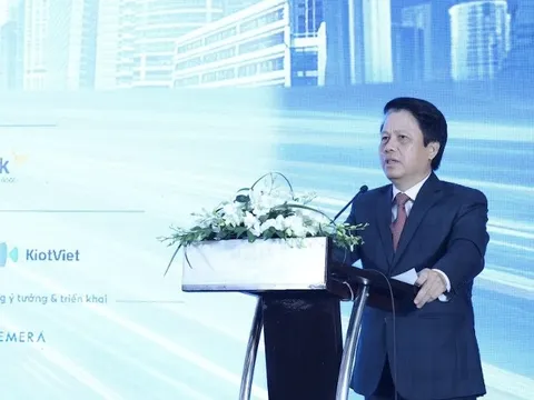 Phó Thống đốc NHNN: Phát triển thẻ cần đặc biệt lưu ý hai chữ "tiện" và "lợi"