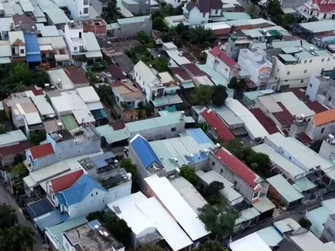 Vụ 700 căn nhà xây không phép ở Đồng Nai: Phó Chủ tịch phường bất ngờ xin nghỉ việc