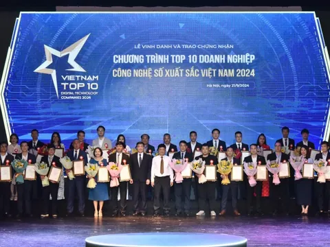 Vinh danh top 10 doanh nghiệp công nghệ số xuất sắc 2024