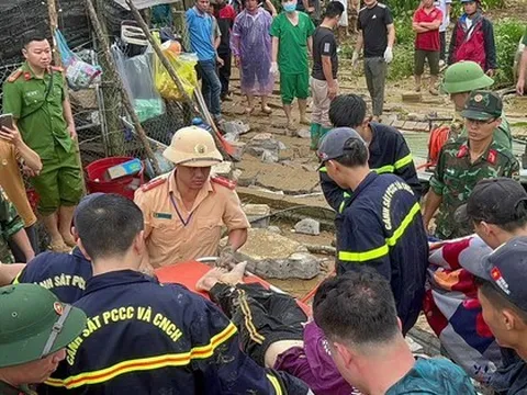 Vụ sạt lở đất vùi lấp nhiều nhà dân, xe ôtô: Tìm thấy 1 người tử vong, số nạn nhân có thể còn tăng