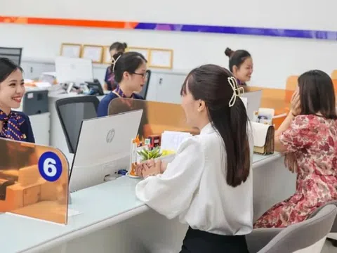 Nhiều ngân hàng lãi đậm