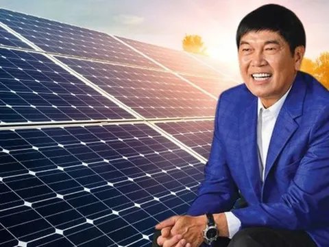 Tỷ phú Trần Đình Long tiếp tục làm điện mặt trời áp mái: Bắt tay cùng "ông lớn" Ấn Độ có 7,5 GW năng lượng tái tạo trên toàn cầu