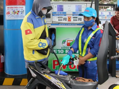 Từ ngày 1/6, dừng bán hoàn toàn xăng A95, chỉ bán xăng sinh học