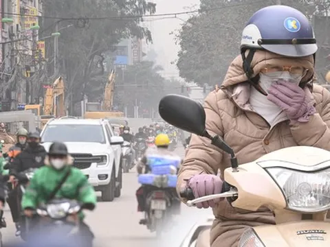 Sát Tết, đường Nguyễn Tuân vẫn ngổn ngang: Người dân Hà Nội "kêu trời" vì bụi mù kèm ùn tắc
