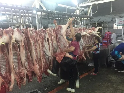 Giá heo hơi hôm nay, 3-2: Nhiều mặt hàng tại chợ đầu mối quay đầu giảm