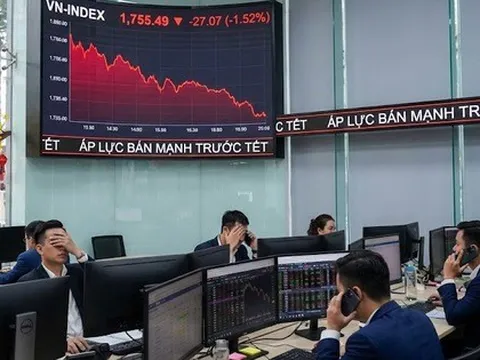 Dòng tiền rút mạnh trước Tết, thị trường chứng khoán chìm trong sắc đỏ