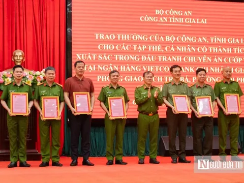Bộ công an biểu dương các lực lượng lập chiến công truy bắt hai nghi phạm cướp ngân hàng ở Gia Lai