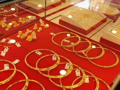 Chuyên gia UOB dự báo mới nhất về giá vàng