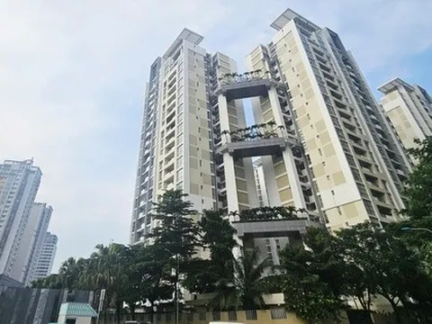 Vì sao một ngân hàng lớn thông báo tạm ngừng cho vay dự án bất động sản?