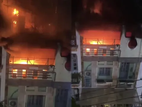 Hỏa hoạn bùng phát tại căn nhà 3 tầng tại TP.HCM, 4 người kịp thoát nạn