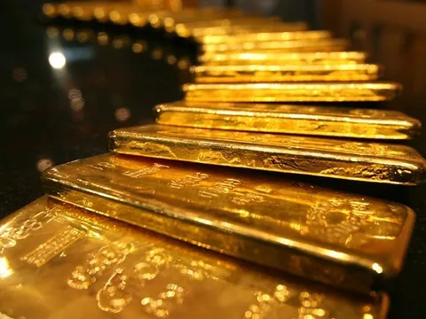 Quỹ vàng lớn nhất thế giới bán hơn 14 tạ vàng trong phiên giá rơi mạnh