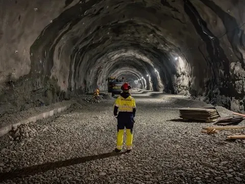 Choáng ngợp trước hầm đường bộ dưới biển dài và sâu nhất thế giới