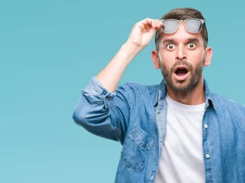 Một công ty bán sạch hàng kho, "all-in" đầu tư chứng khoán thu lãi đậm, cổ phiếu thoát cảnh báo