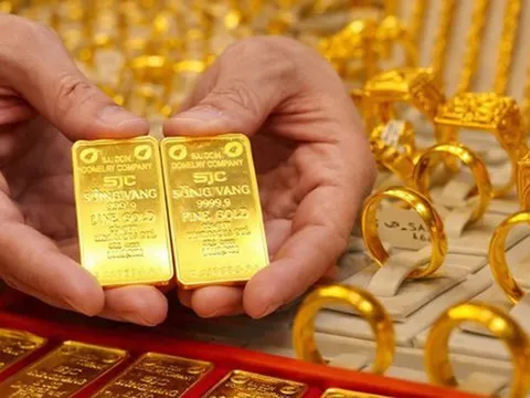 Giá vàng chiều nay 27/2: Vàng nhẫn, vàng SJC Bảo Tín Minh Châu tách đi riêng