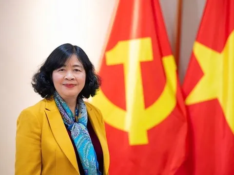 Chủ tịch MTTQ Việt Nam Bùi Thị Minh Hoài ứng cử Đại biểu Quốc hội tại Phú Thọ