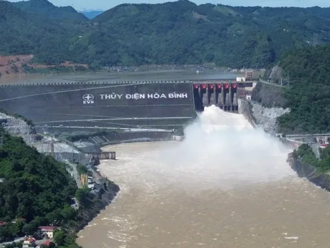 Tăng công suất nhà máy thủy điện, điện than để bảo đảm an ninh năng lượng