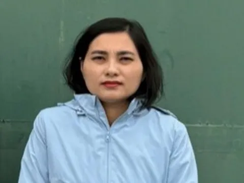 Ra lệnh bắt tạm giam nhân viên ngân hàng Đào Thị Phương Thảo và 2 đồng nghiệp