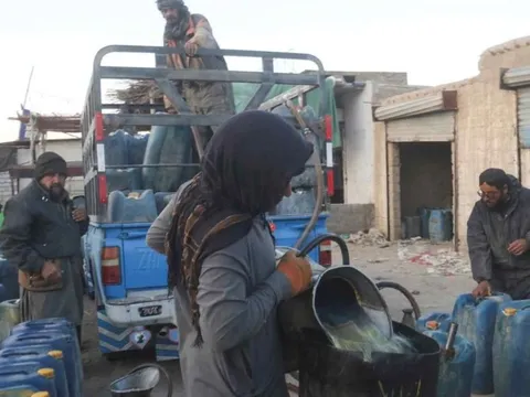 Quốc gia phụ thuộc 80% vào dầu mỏ Trung Đông đối mặt nguy cơ cạn kiệt năng lượng do căng thẳng tại eo biển Hormuz