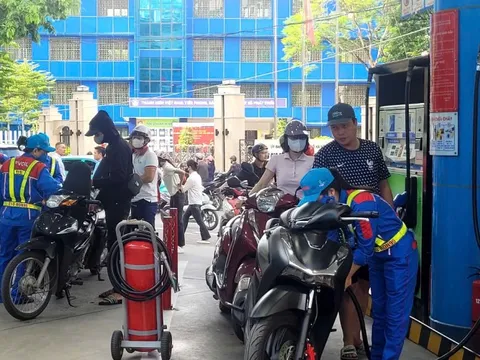 Đề xuất triển khai xăng sinh học E10 sớm hơn