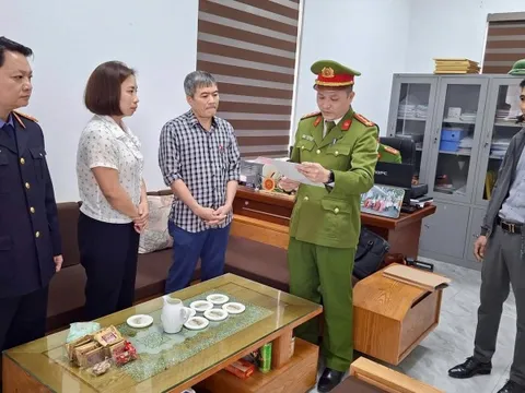 Bắt giám đốc Phạm Hồng Thắng và thủ quỹ