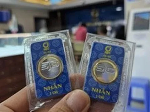 Cuối ngày 17-3, nhiều thương hiệu nâng giá vàng nhẫn trơn bằng với vàng miếng SJC