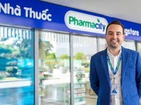 Founder Pharmacity bất ngờ xuất hiện tại một công ty trên sàn đang "thay máu" toàn bộ HĐQT