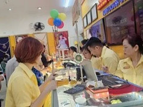 Giá vàng, bạc sập mạnh, "cơn ác mộng" hơn 10 năm trước có quay trở lại?