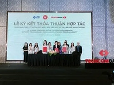 Techcombank ra mắt "Chương trình Kiến tạo Tư duy & Bản lĩnh Lãnh đạo cho thế hệ kế cận" và khởi động "Đấu trường AI Kinh doanh"