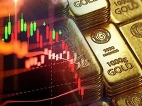 Giá vàng vọt tăng, dầu mỏ 'diễn biến lạ'