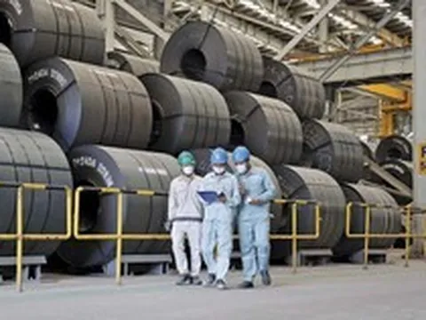 Nước đi cao tay "bỏ ngoài giữ trong" của tỷ phú Trần Đình Long: Doanh thu xuất khẩu rơi 43%, vẫn lãi đậm hơn 15.500 tỷ