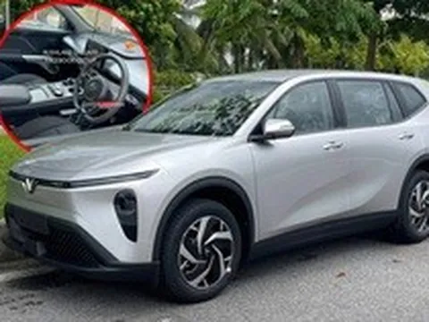 VinFast Limo Green lộ nội thất tại thị trường tỷ dân: Màn hình 10,1 inch, pin đi 450 km, tham vọng định nghĩa lại phân khúc MPV điện 7 chỗ