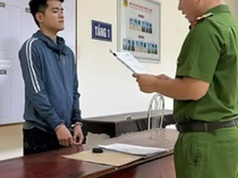 Thi hành lệnh bắt tạm giam Phan Gia Huy sinh năm 1998