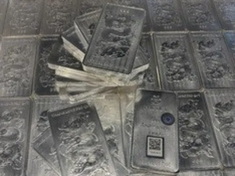 Giá bạc hôm nay (15/4): Giá bạc thế giới bùng nổ kéo giá bạc trong nước tăng mạnh