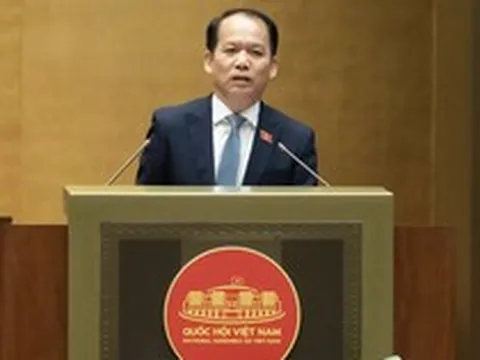 Vì sao giấy khai sinh, chứng nhận kết hôn phải do lãnh đạo UBND cấp xã ký mà không được ủy quyền?