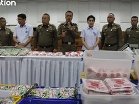 Đột kích một căn nhà sau 3 tháng theo dõi, công an triệt phá đường dây sản xuất bột ngọt giả quy mô lớn, tịch thu gần 25.000 sản phẩm