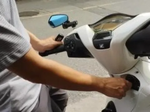 Lý do khiến hàng loạt ô tô, xe máy ở Hà Nội bị ‘tê liệt’