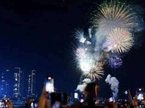 Tin cực vui dịp lễ 30/4: TP.HCM có 4 địa điểm xem pháo hoa hoàn toàn miễn phí cho người dân