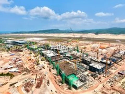 Chưa từng có trong lịch sử hàng không Việt Nam, Sun Group lập kỷ lục tiến độ thi công "thần tốc" một hạng mục trong đại công trình phục vụ APEC 2027