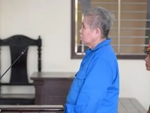 “Nữ ‘thầy bói’ nổ có người phù hộ, lừa gần 100 tỉ đồng”