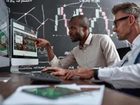 Phiên 23/4: Khối ngoại bán ròng hơn 1.700 tỷ đồng, cổ phiếu nào bị "xả" mạnh nhất?