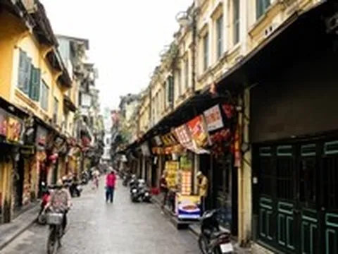 Toàn cảnh phố phường Hà Nội mang diện mạo khác lạ sau 4 tháng lập lại trật tự vỉa hè