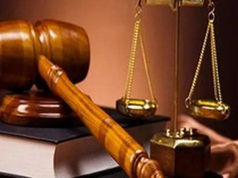 Xử phạt Đại Trường Thành Holdings, Smart Dragon