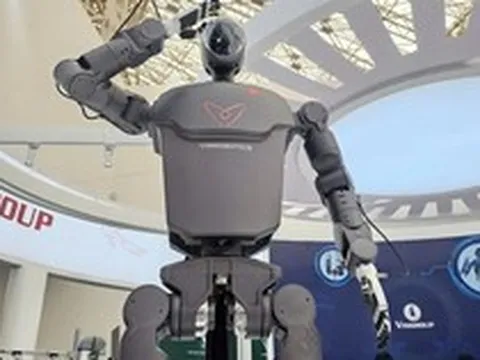 Công ty robot của ông Phạm Nhật Vượng "bắt tay" doanh nghiệp thuộc Bộ Công an