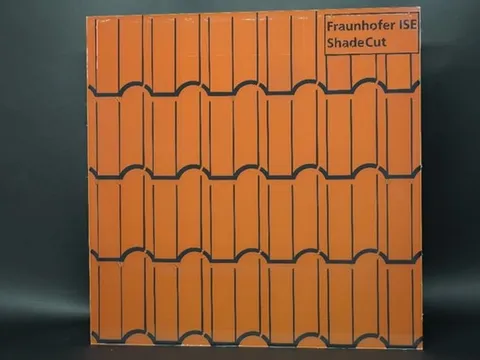 Hiệu suất đáng kinh ngạc của tấm pin năng lượng mặt trời nhìn giống ngói lợp mái nhà