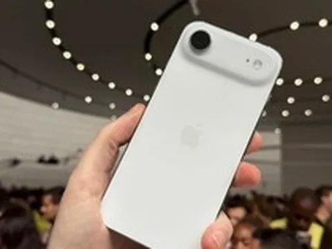 Chiếc iPhone mới ra mắt giảm không phanh hơn 10 triệu đồng, rẻ hơn iPhone 17