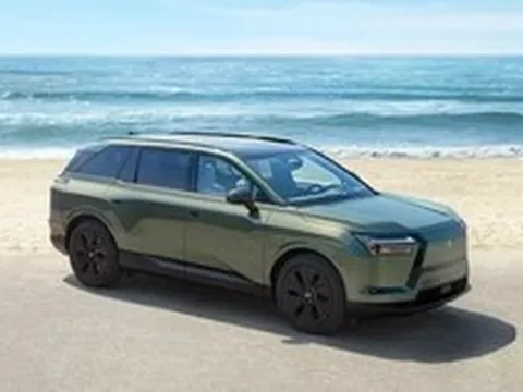 Vén màn SUV điện 6 chỗ mới của Lexus