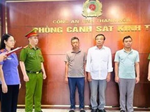 Một nguyên chủ tịch xã và 2 giám đốc doanh nghiệp bị bắt